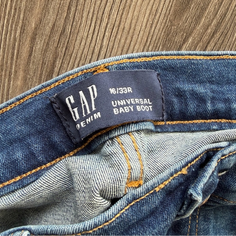 GAP Mid Rise Baby Boot Jeans - Picture 4 of 4